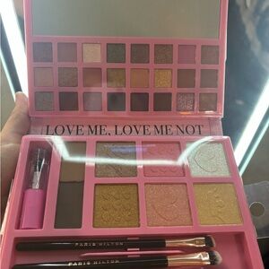 Paris Hilton Pink and Gold Eyeshadow Palette